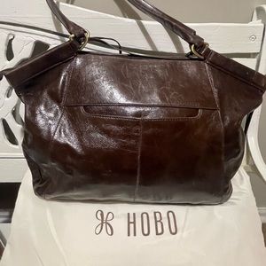 Hobo Retired Maryanna leather purse